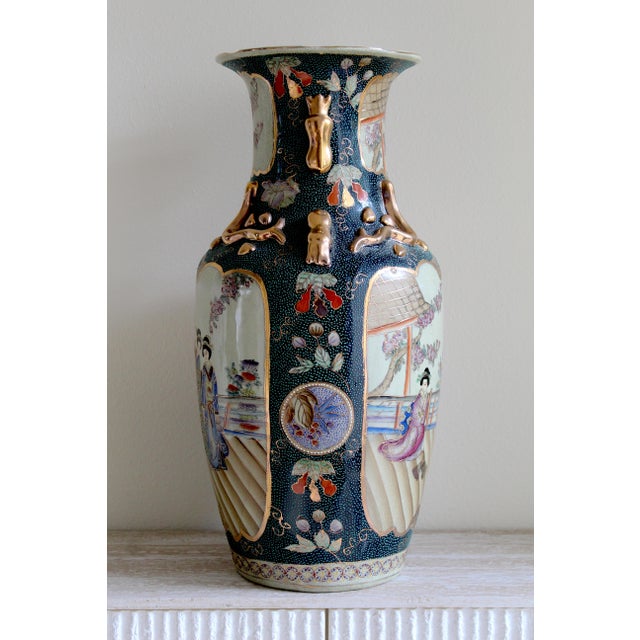 Vintage Royal Satsuma-Style Porcelain Vase – Hand-Painted Geishas & Gilded Handles For Sale - Image 16 of 18