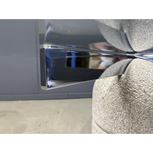 Paracarro Dining Table by Giovanni Offredi for Saporiti, 1970s, in Very Good conditions. Designed 1970 to 1979 I have...