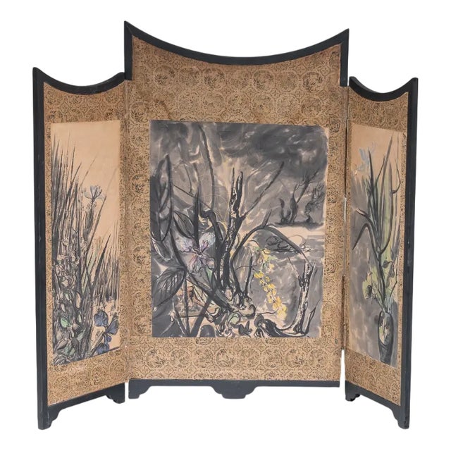 Small Japanese Screen with Three Sheets Intervened by the Artist Diaz Ferrer, 1964 For Sale
