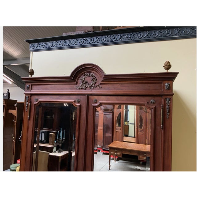 Antique Art Nouveau Cabinet in Walnut, 1900 For Sale - Image 3 of 11