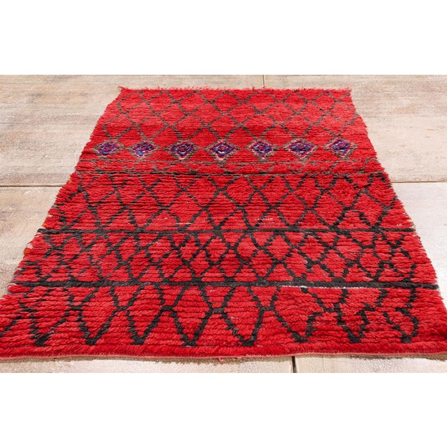 Vintage Boujad Boucherouite Moroccan Rug, 03'02 X 05'06 For Sale - Image 9 of 10