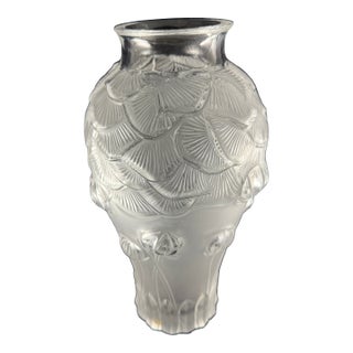 Vintage Lalique "Giverny" Crystal Vase 11" Signed Excellent - Retired For Sale