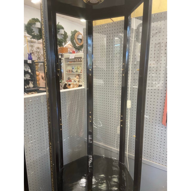 Vintage Pagoda Chinoiserie Illuminated Curio Cabinet - 4 Pieces For Sale - Image 11 of 12