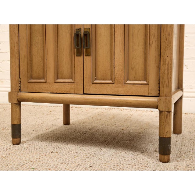 Mid 20th Century Pair of American of Martinsville Nightstands For Sale - Image 11 of 12