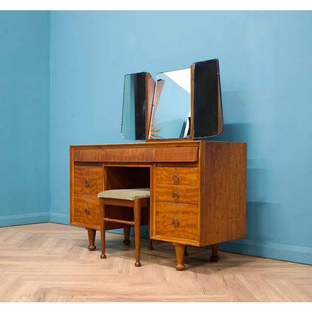 Mid-Century Modern Satinwood Dressing Table by Andrew Milne for Heals, 1950s For Sale - Image 4 of 13