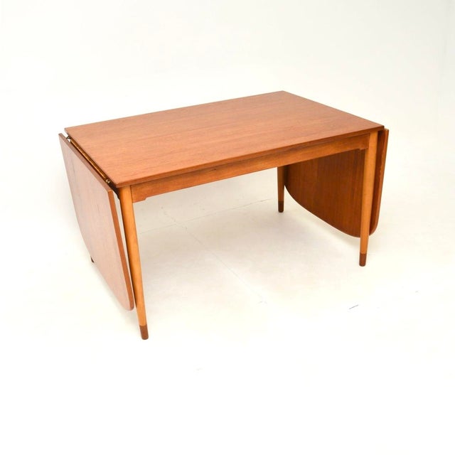Mid-Century Modern Vintage Danish Teak Drop-Leaf Dining Table attributed to Borge Mogensen for Søborg Møbelfabrik, 1960s For Sale - Image 3 of 8