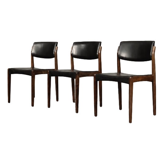 Mid-Century Scandinavian Modern Rosewood and Black Leather Chairs by H.W. Klein for Bramin, 1960s, Set of 3 For Sale