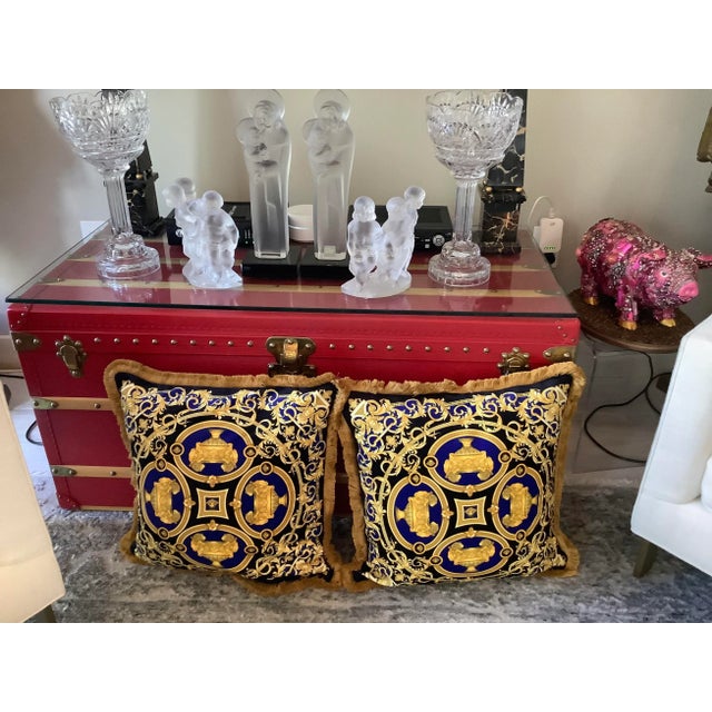 1990s Vintage Lion and Urn Versace Velvet Pillows - Set of 4 For Sale - Image 11 of 12