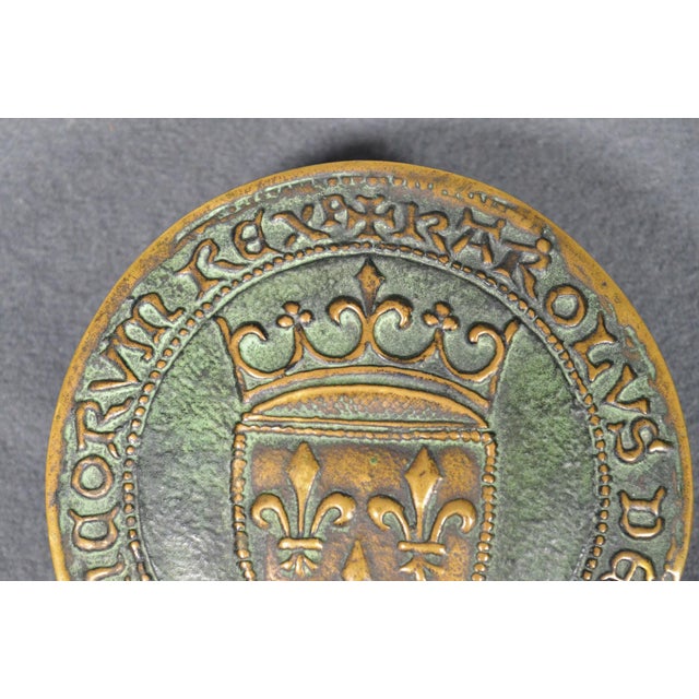 1930s Max Le Verrier French Art Deco Bronze “Écu D’Or” Lidded Box, Circa 1930 For Sale - Image 5 of 14