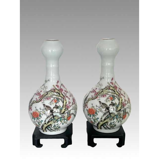 Famille Rose Chinese Fine White Porcelain Garlic Head Vases With Birds & Cherry Blossoms, a Pair For Sale - Image 4 of 14