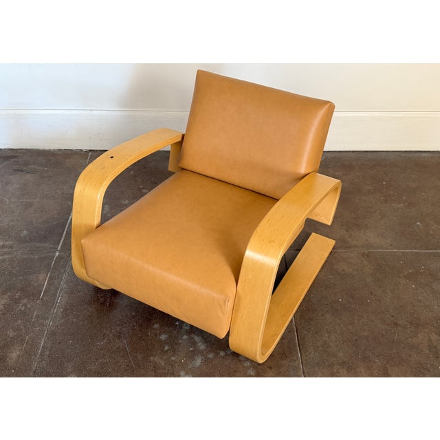 Mid-Century Modern Vintage 1980's Alvar Aalto Artek 400 Tank Chair For Sale - Image 3 of 16