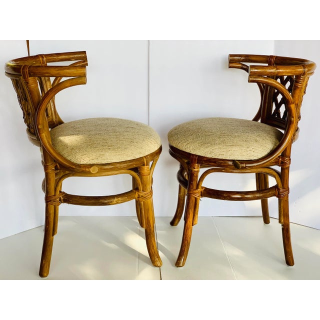 Hollywood Regency 1970’s Palm Beach, Coastal Vintage Lattice Back Rattan Bamboo Wicker Cane Horseshoe Chairs With Original Upholstery - A Pair For Sale - Image 3 of 11