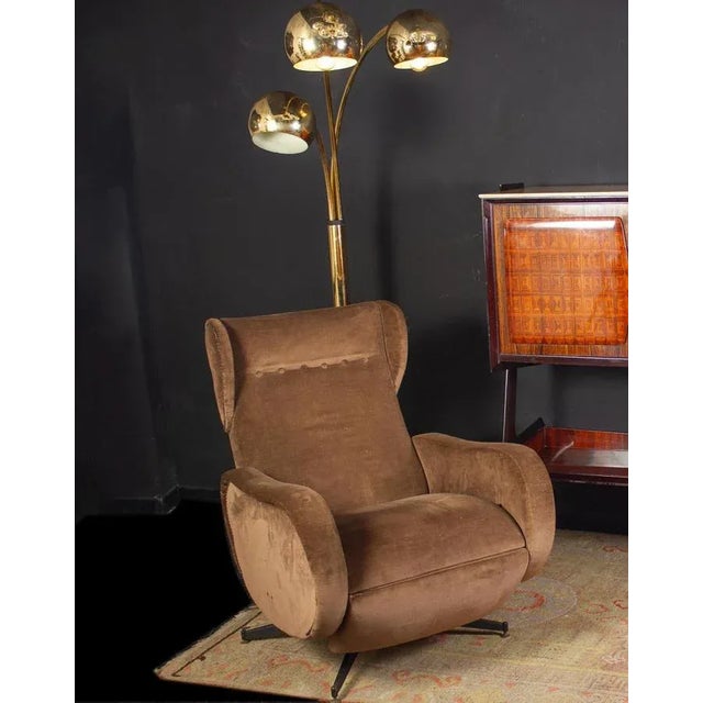 Original Mid-Century Modern reclinable lounge chair or chaise longue. This extremely comfortable reclinable chair and can...