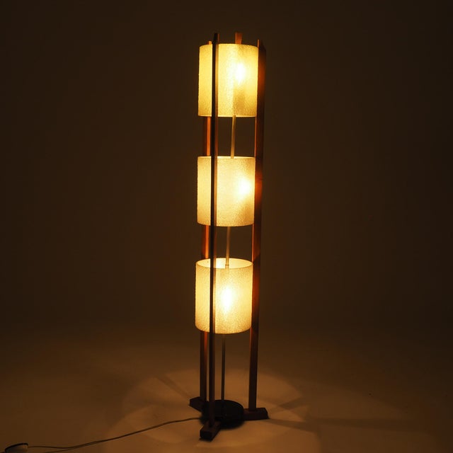 Mid-Century Modern Three-Tier Fiberglass and Wood Floor Lamp, 1950s For Sale - Image 6 of 14