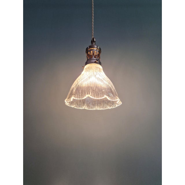 Art Deco Pendant Light in Grooved Clear Glass, 1930 For Sale - Image 9 of 12