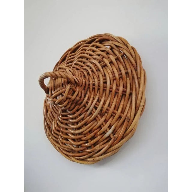 Large Italian Hand-Woven Willow Basket with Lid, 1950s For Sale - Image 10 of 18
