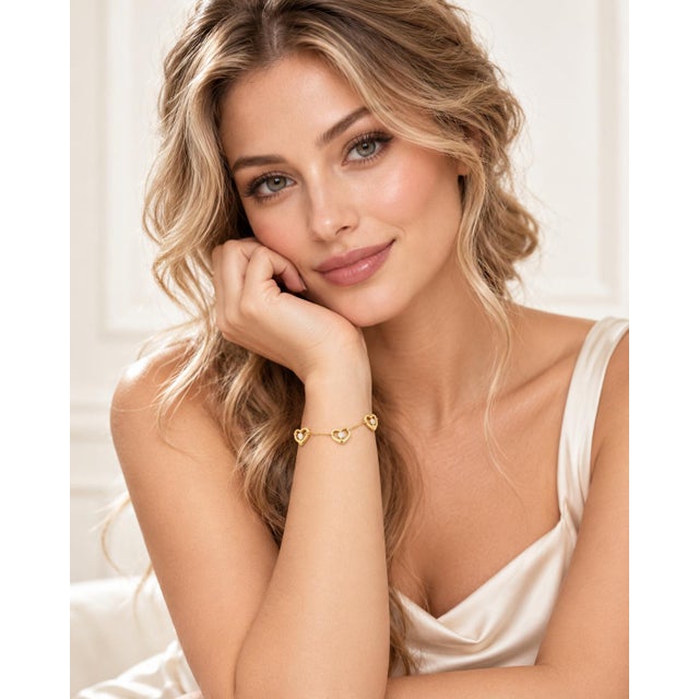 Early 21st Century Elsa Peretti 18k Yellow Gold Diamond Heart Bracelet For Sale - Image 5 of 5