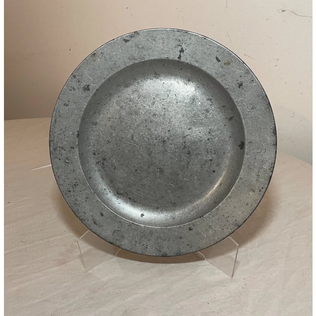 Metal Rare Antique 18th Century Master Samuel Ellis Forged Pewter Dinner Plate Dish For Sale - Image 7 of 8