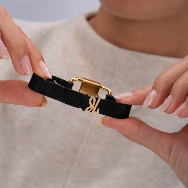 Metal Vintage Jaeger-LeCoultre Etrier by Asprey 18k Watch, Circa 1950s–1960s For Sale - Image 7 of 7