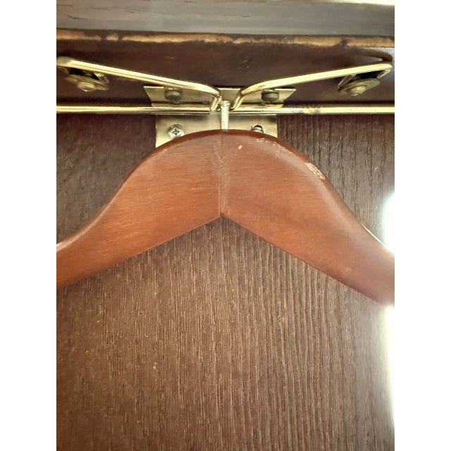 Vintage Pearl-Wick Spanish Revival Gentleman’s Valet Chair With Hidden Storage & Clothes Hanger For Sale - Image 12 of 12