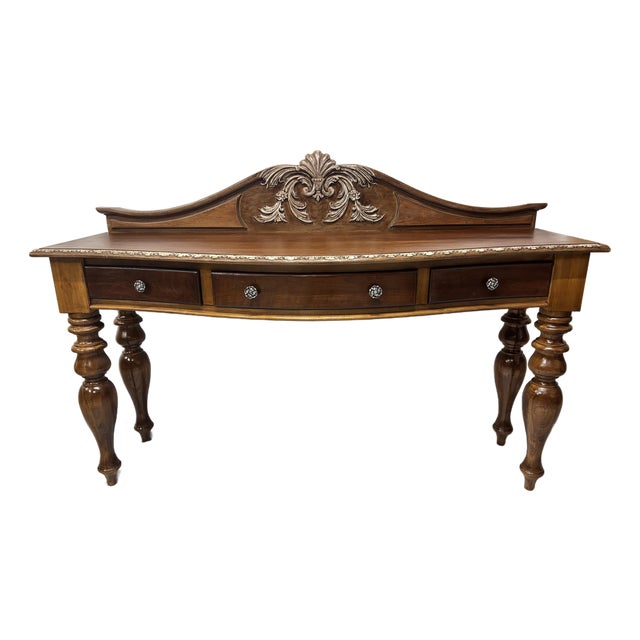 VIntage Bernhardt Belmont Victorian Style Walnut Finish Sideboard, Console For Sale