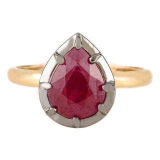 18k Gold Solitaire 2.39 Ct Ruby Pear Engagement Ring Size 6 With Black Rhodium For Sale