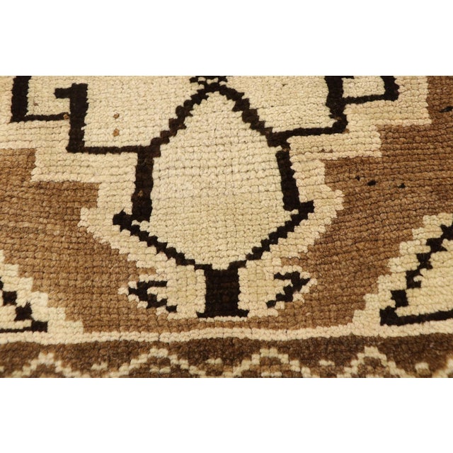 Vintage Turkish Yastik Rug - 01'11 X 02'11 For Sale - Image 4 of 8