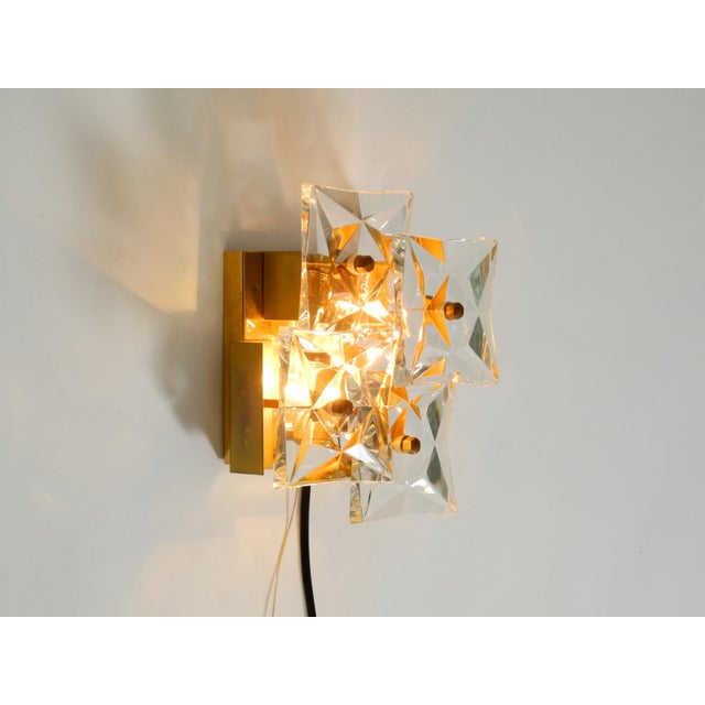 Kinkeldey Crystal Glass and Brass Wall Lamp in Mint, 1960s For Sale - Image 10 of 18