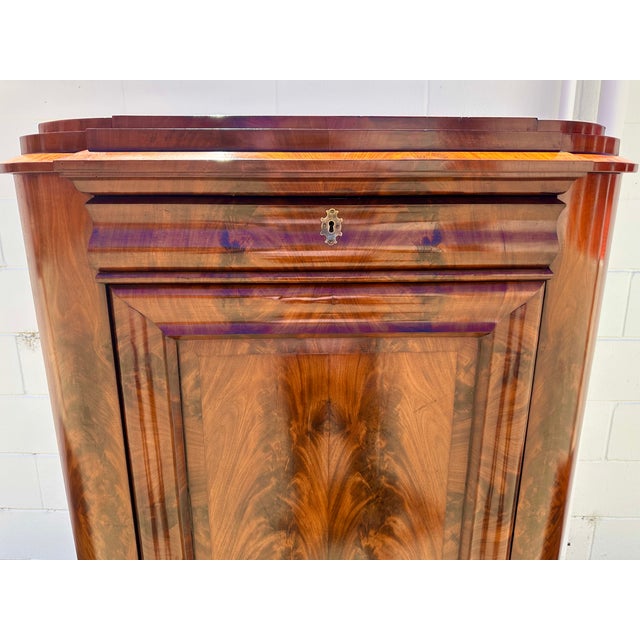 Mid 18th Century Biedermeier Flamed Mahogany Corner Cabinet, Denmark For Sale - Image 12 of 18