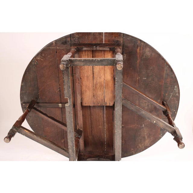 Antique William & Mary Style Oak Gateleg Table For Sale - Image 9 of 12