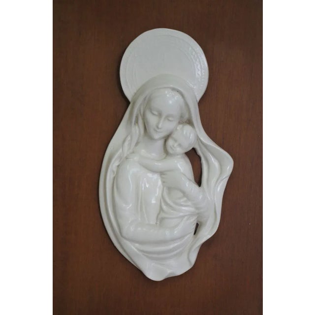 White Carved Wooden Frame with Ceramic Representation of Madonna, 1950s For Sale - Image 8 of 16