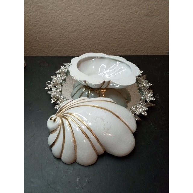 GORGEOUS VTG Signed Ceramic Shell Shaped Trinket Box Crazing due to age. Adds to its charm This product is a vintage (VTG)...