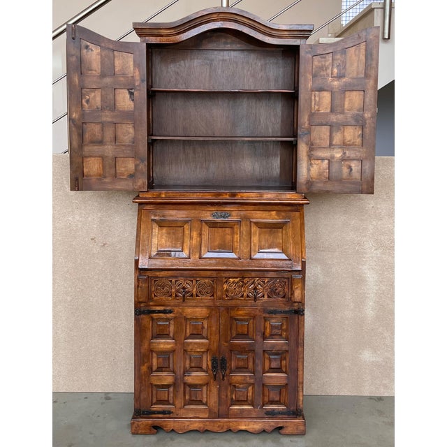 Late 19th Century Spanish Walnut Bureau Bookcase ‘Secretaire’ For Sale - Image 17 of 18