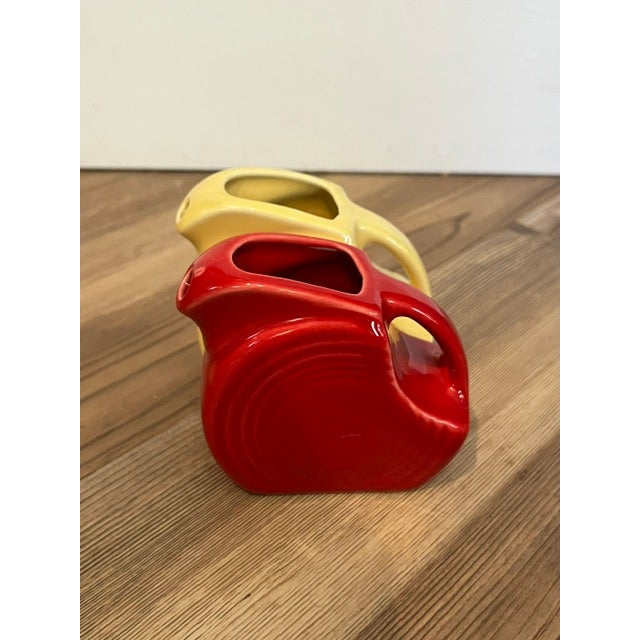 Art Deco 1980s Art Deco Fiesta Mini Disc Pitchers - Pair For Sale - Image 3 of 10
