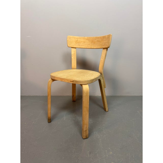 Vintage Model 69 Plywood Chairs by Alvar Aalto for Artek, Finland, 1940s, Set of 4 For Sale - Image 4 of 10