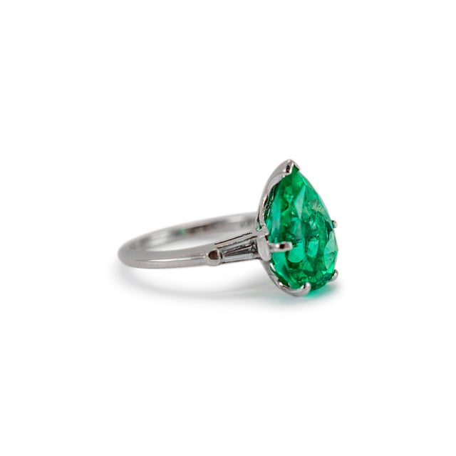Mid-Century Modern Late 20th Century Vintage Platinum Gia Colombian Emerald Diamond Cocktail Ring, Size 4.75 For Sale - Image 3 of 8