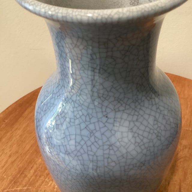 Mid 20th Century Vintage Chinese Blue Crackle Glaze Porcelain Baluster Vase on Wood Base For Sale - Image 5 of 12