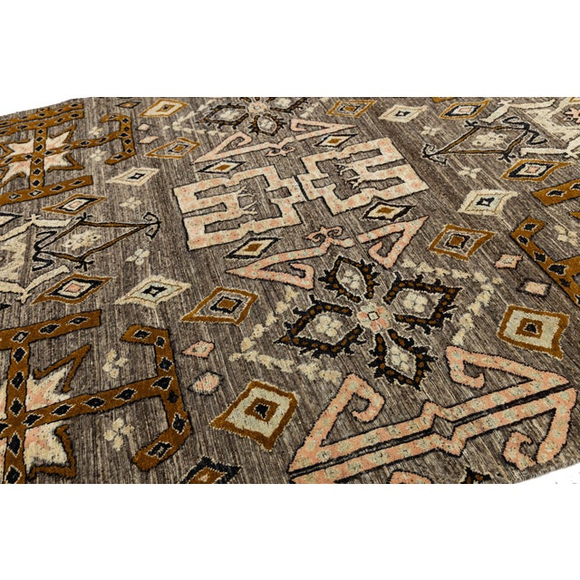 Gray Modern Tulu Plush Wool Area Rug Tribal African-Inspired Geometric Motif For Sale - Image 10 of 11