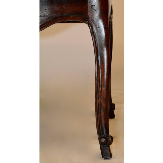 Brown 18th Century French Louise XV Walnut Commode For Sale - Image 8 of 11