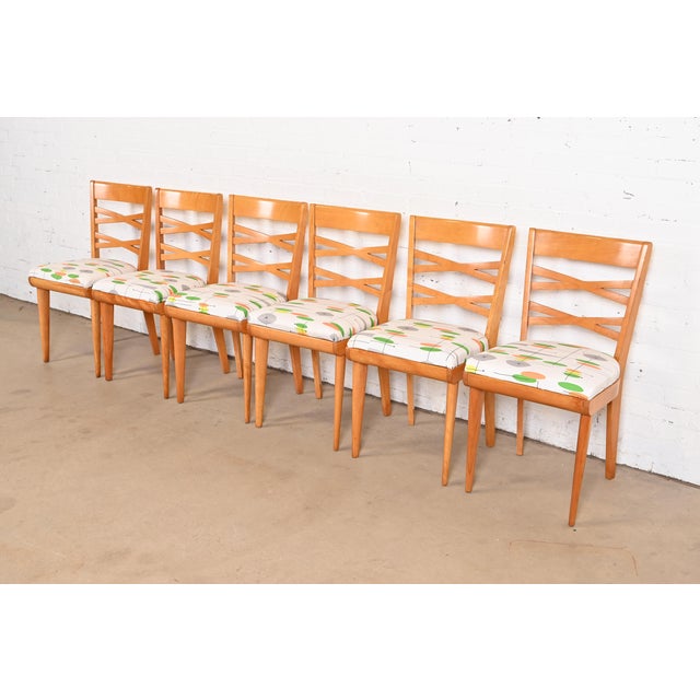 Heywood-Wakefield Heywood Wakefield Mid-Century Modern Solid Maple Dining Chairs, Set of Six For Sale - Image 4 of 12