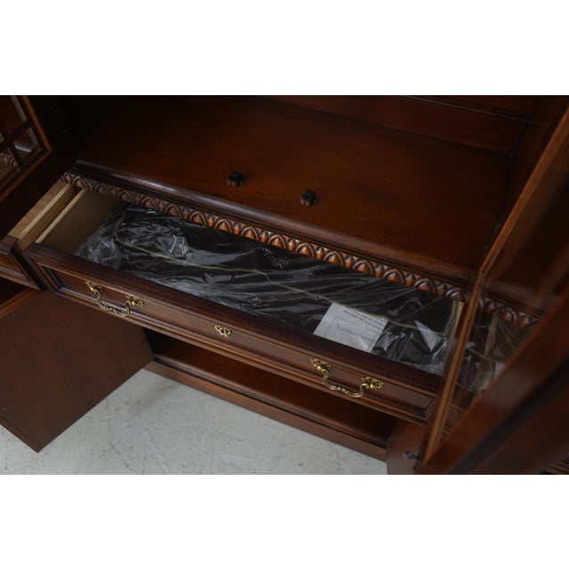 1990s Hickory Chair James River Plantation Large Breakfront For Sale - Image 5 of 18