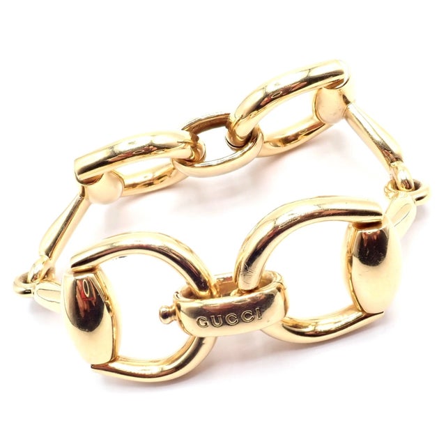 Contemporary Gucci Equestrian Yellow Gold Large Horsebit Link Bracelet For Sale - Image 3 of 11