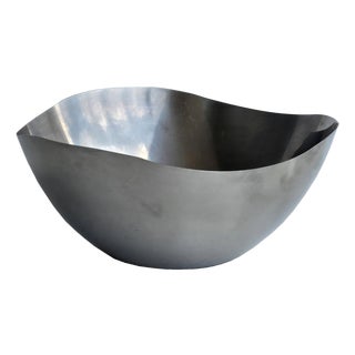 Mid 20th Century Everbrite Deluxe Curved Stainless Steel Bowl For Sale
