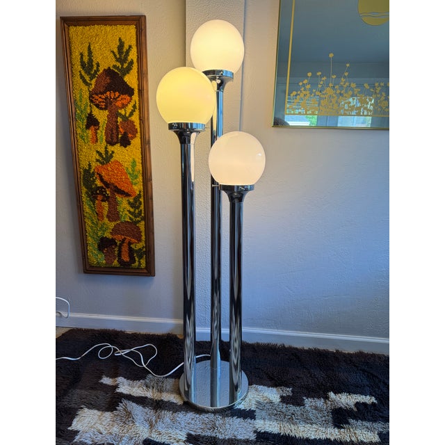Vintage Mid‑Century Modern Chrome Floor Lamp For Sale - Image 11 of 12