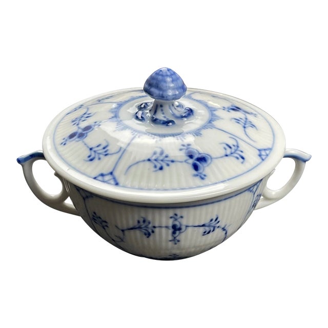 Vintage Royal Copenhagen Blue Fluted Plain Covered Sugar Bowl W/ Lid For Sale