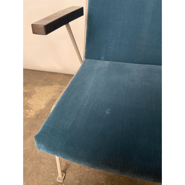 Mid-Century Modern Blue Oase Lounge Chair by Wim Rietveld for Ahrend de Cirkel, 1958 For Sale - Image 3 of 14