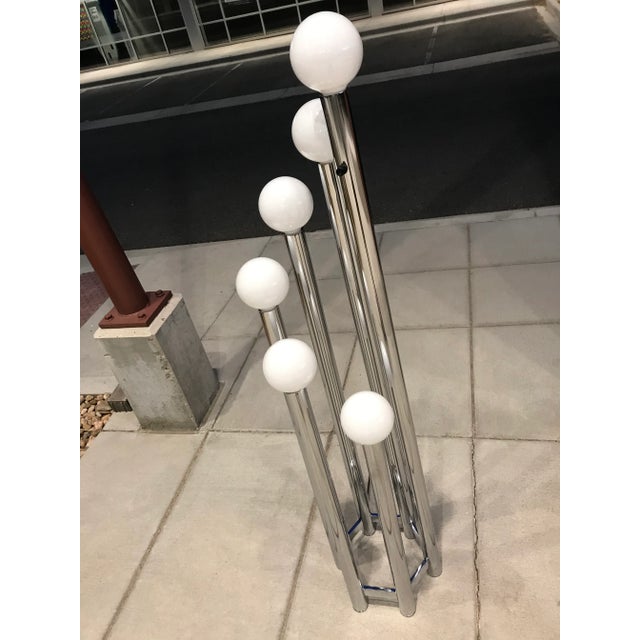 Mid-Century Modern Chrome Tubular Floor Lamp From Lightolier For Sale - Image 9 of 13