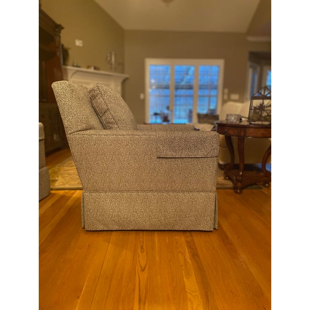 Transitional Henredon Transitional Gray Chairs - a Pair For Sale - Image 3 of 8