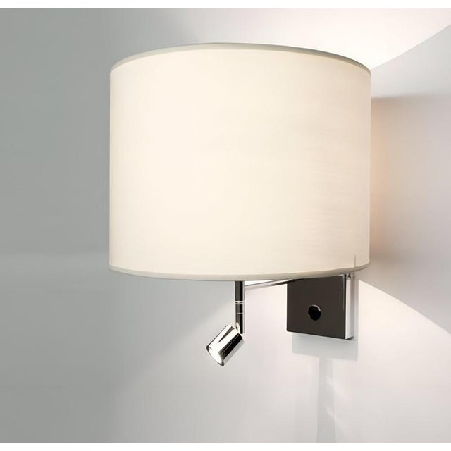 Nice led & ambient wall light in antique bronze by aggiolight. Dimensions: w 30 x d 37 x h 32 cm. Materials: antique...