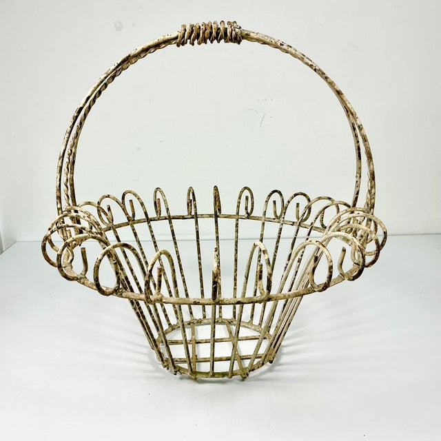 Art Nouveau 1950s Vintage French Art Nouveau Boho Chic Small Wire Jardiniere Basket Planter. For Sale - Image 3 of 12